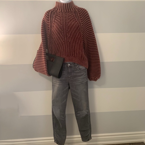 Sweetheart Mock Neck Sweater Size 